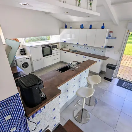 Nyaraló Magnifique Maison Avec Piscine, Idealement Situee La Teste-de-Buch